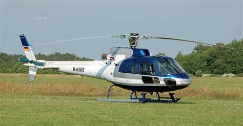 Eurocopter AS-350 Ecureuil, pictures, technical data, history - Barrie ...