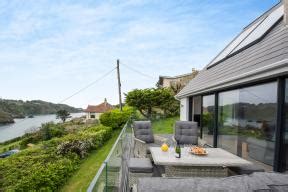 Devon Self Catering cottage, Beach View, Combe Martin, sleeps 8