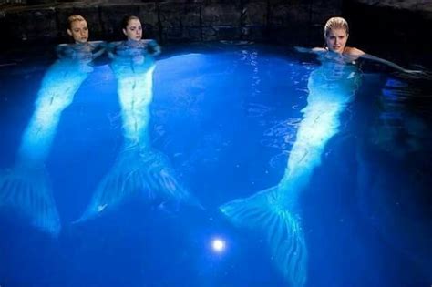 Pin by Kamila Lasoń on Mako Mermaids season 1 | Mako mermaids, Moon pool, Girl in water