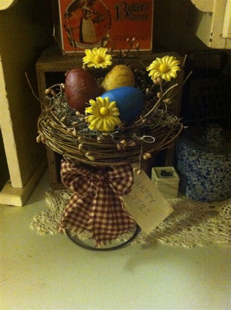 Primitive Easter nest on rusty spring | Spring easter crafts, Primitive ...