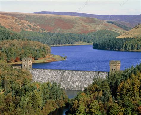 Howden Dam and Reservoir, Peak District NP - Stock Image - T826/0064 ...