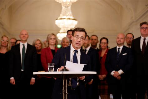 New Swedish prime minister presents a 3-party center-right government ...