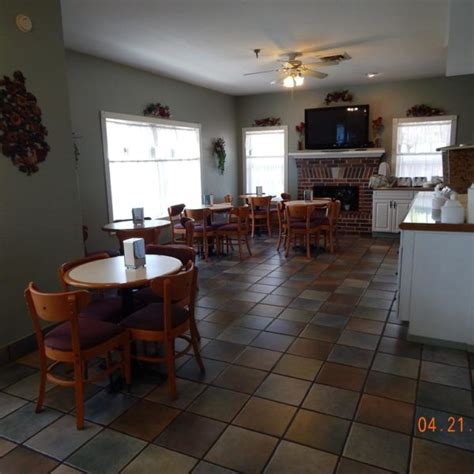 Carriage House Inn - 2024 Discounts - Branson Travel Office