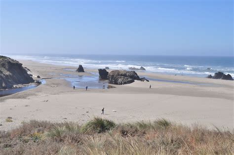 Coos Bay Travel Guide - Beach Travel Destinations | Travel destinations beach, Oregon beaches ...