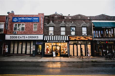 17 Best Things to Do in Astoria When Exploring the Neighborhood