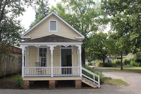 Tour Old Alabama Town - Living Block - Shotgun House