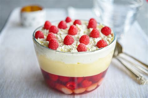 Traditional English Trifle Recipe