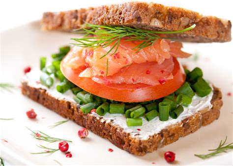 Salmon Sandwich | Recipes Dani