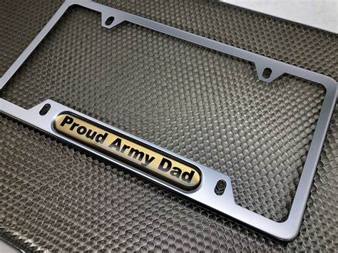 https://bestlicenseplateframes.com/custom/car-license-plates-frames/car-narrow-top-aluminum ...