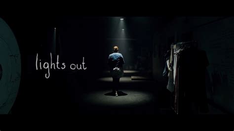 Lights Out movie trailer - YouTube