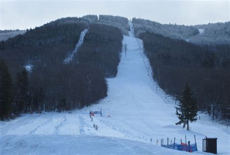 Resort Guide - Magic Mountain Ski Area - Ski24