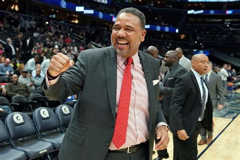 Bracketology Updates on Twitter: "RT @CasualHoya: HOYA SAXA! Ed Cooley Hired as Next Head Coach ...