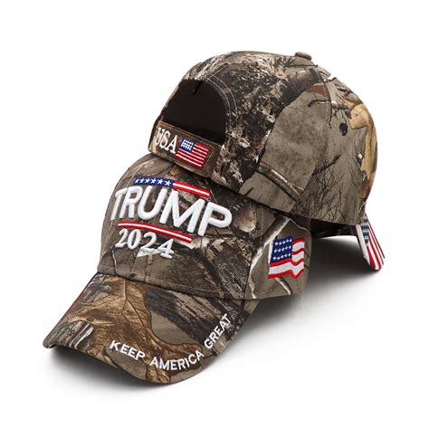 Make America Great Again MAGA Hat Donald Trump with American Flag ...