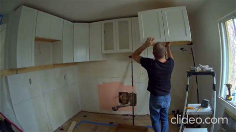 Installing Home Depot Kitchen cabinets by myself - DIY - YouTube