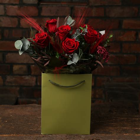 Everlasting Bouquet of Preserved Roses in Bag | Endura Roses