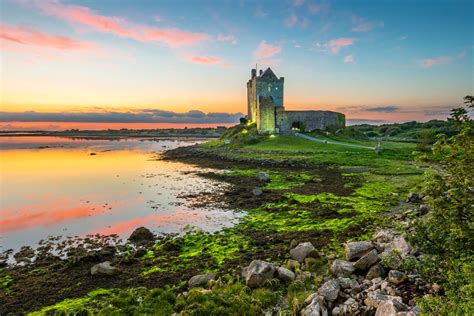 Dunguaire Castle, Kinvarra, County Galway - IrishHistory.com