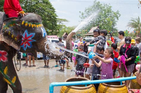 Celebrating Songkran: Traditions & Festivities - tasteofthailand.org