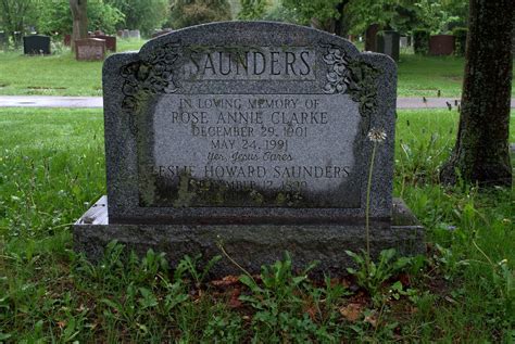 IMGP7419 -1fwlcon | Tombstone of Leslie Saunders and his wif… | Flickr