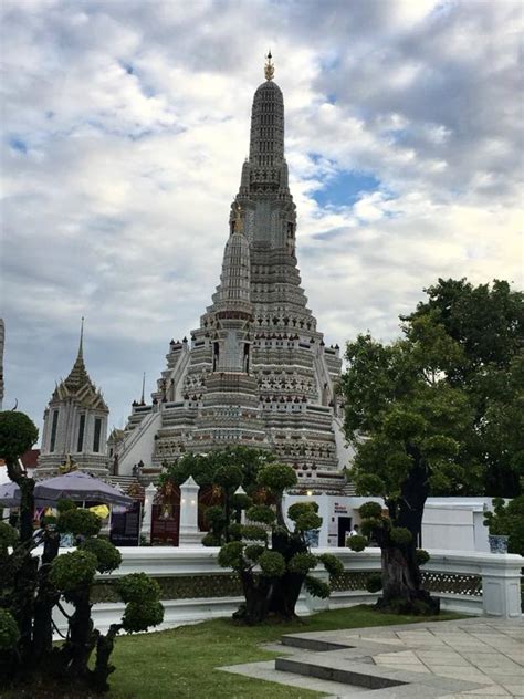 A Visit to Wat Arun, the Temple of the Dawn in Bangkok, Thailand - HubPages