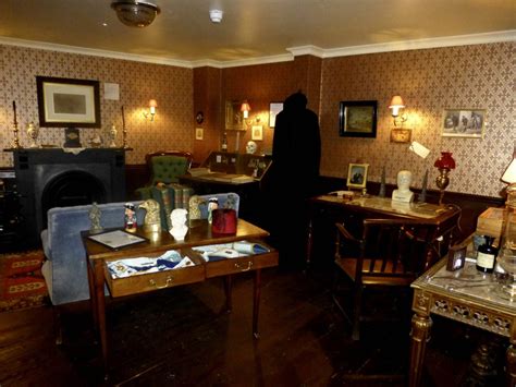 Visit the Jack the Ripper Museum London this Halloween. - like love do