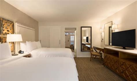 Embassy Suites Scottsdale Resort - Rooms and Suites