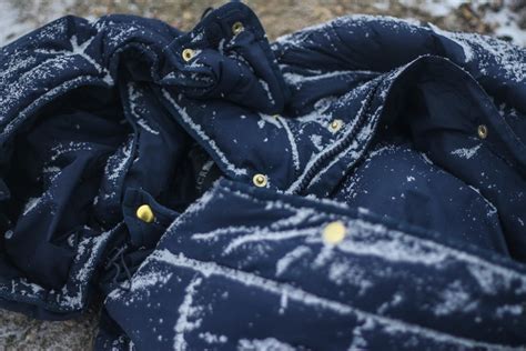 Selective Focus Photography of Blue Zip-up Jacket · Free Stock Photo