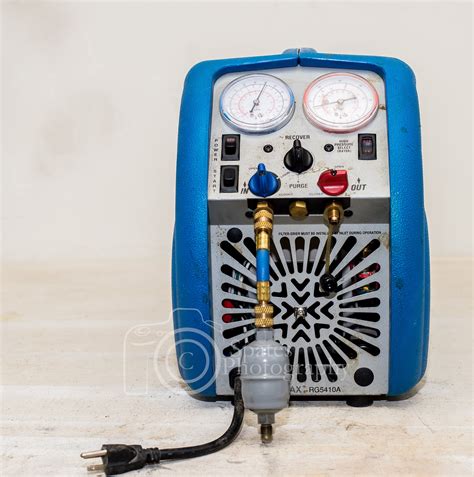 Hvac tool - R-22 and 410a recovery machine