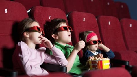 Why Your Child is Restless in 3D Movies | Ochsner Health