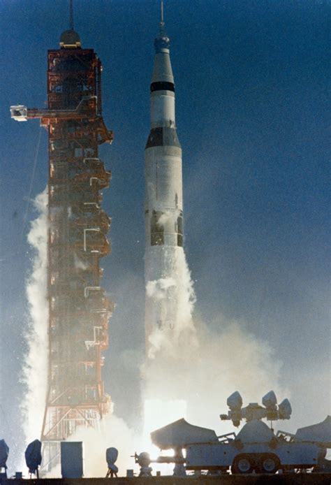 ‘SCE to Aux’: Remembering Apollo 12’s Hair-Raising Launch, OTD in 1969 ...