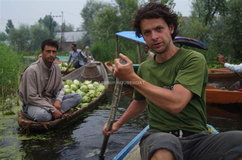 Kashmir House Boat