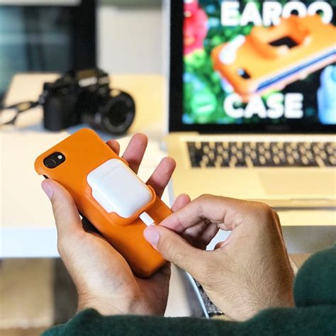 An iPhone AirPods Case In One? Earoo Delivers in Style