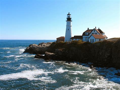 Portland lighthouse by sataikasia on DeviantArt