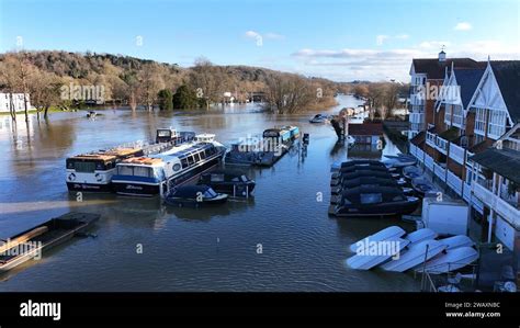 Henley-on-Thames, United Kingdom. 7th Jan, 2024. UK Weather - The heavy rainfall during the last ...