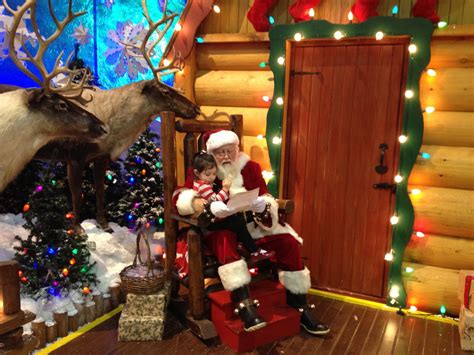 Santa’s Wonderland Arrives At Bass Pro Grapevine Near Dallas | Eventcombo