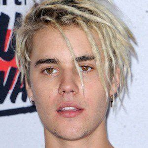 Justin Bieber - Age, Family, Bio | Famous Birthdays