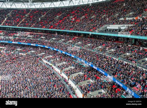 Large Capacity Crowd at Wembley Stadium London Stock Photo - Alamy