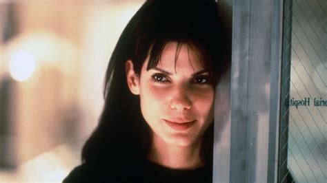 Sandra Bullock’s While You Were Sleeping Should Be a Holiday Go-To