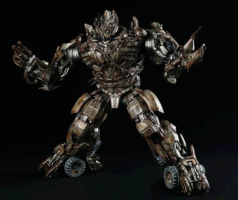 3A Dark Of The Moon Megatron - Transformer World 2005 - TFW2005.COM