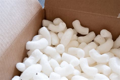 Are Biodegradable Packing Peanuts Safe For Packing & Planet? See 2 Aspects! - Eco Friendly Hacks