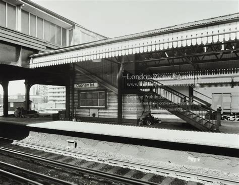 Clapham Junction Station: platforms - London Picture Archive