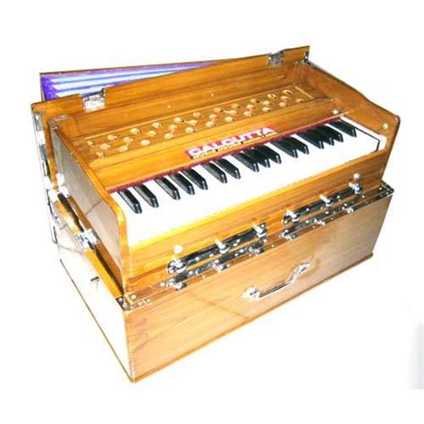 Portable Harmonium Seven Bellow in New Railway Road , Jalandhar , Calcutta Music House | ID ...