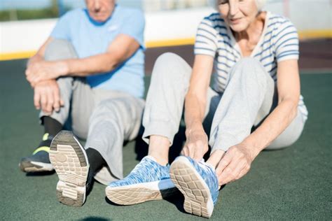 Shoes For Elderly With Balance Problems | Mobility Center