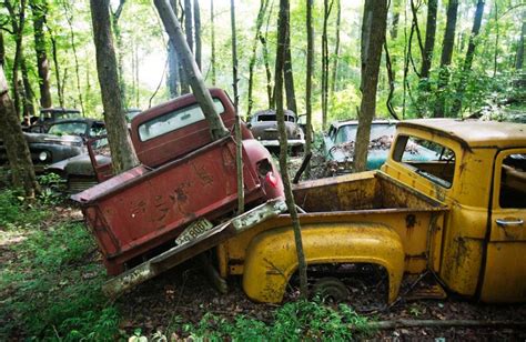 Classic Car Junkyard | Take A Tour Of The World's Largest Known Classic ...