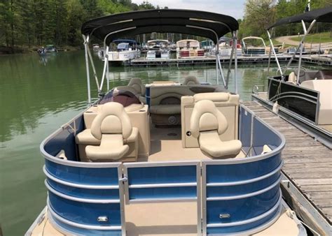 Fishing Pontoon Boat Rental - Atwood Lake Boats