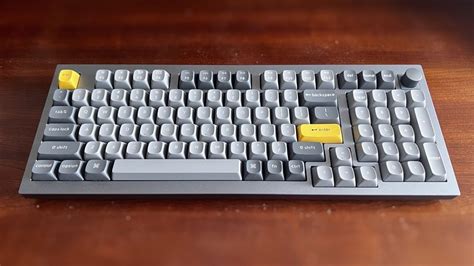 Keychron Q5 Review: A Full-sized Mechanical Keyboard In A Compact Shell ...