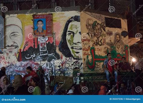 Egyptian Revolution Graffiti Editorial Photo - Image of fall, mass ...