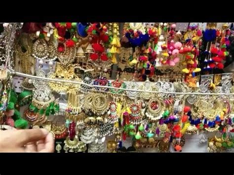 Sarojini Nagar, Cheapest Place to Shop in Delhi (Tour & Haul) - YouTube