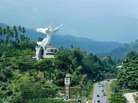 Gereja GMIM Sentrum Manado di Manado | Atourin