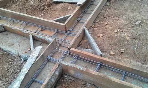 Kerala House Construction Tips: 4. Belt concrete