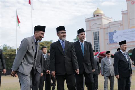 UNIDA Gontor: Lanskap Lengkap Pembinaan Holistik Universitas Pesantren Yang Unik - goresanilmu